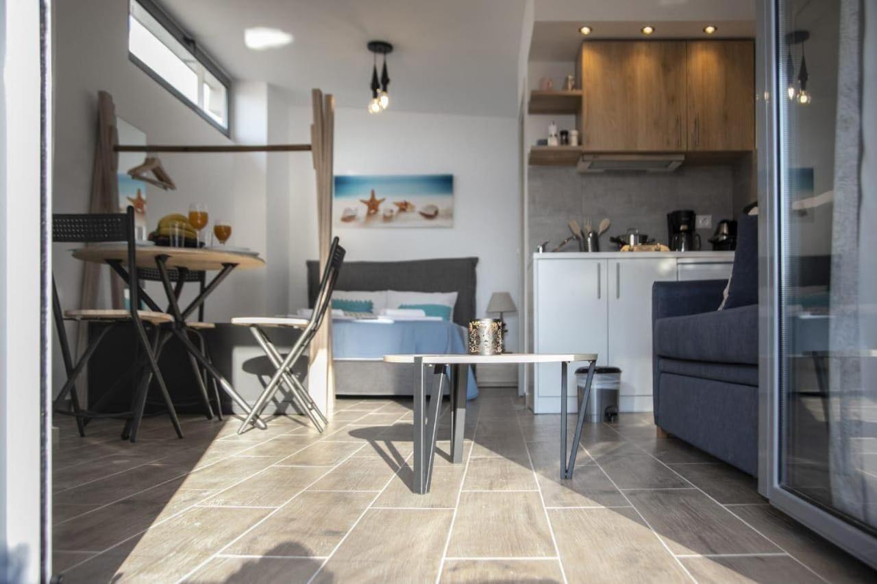 D&E Technopolis Apartments Athena Bagian luar foto